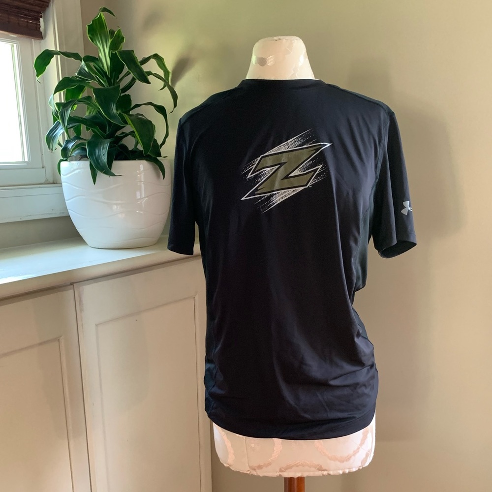Akron zips Under Armour t-shirt